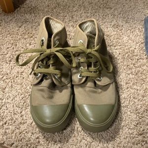 Women’s green BANGS high tops.